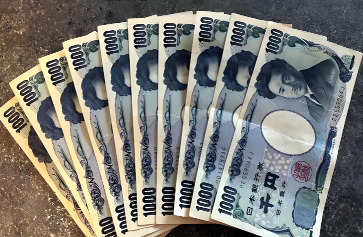 Yen Anxiety Builds as Dollar Bulls Soften: Traders Brace for a BOJ Surprise