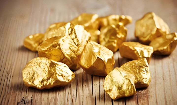 Gold Hits Record as Fear Fuels Safe-Haven Buying