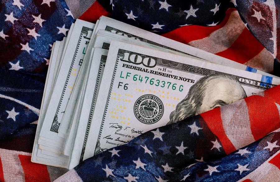 Dollar Sentiment Fractures as Forex Traders Hesitate