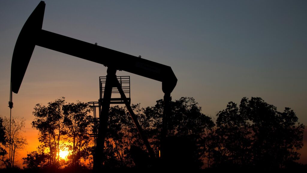 Oil Edges Up as Geopolitical Risk Premium Returns